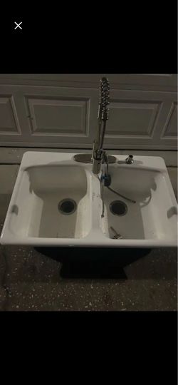 Double cast iron sink