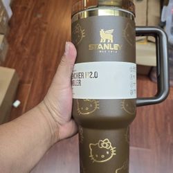Stanley Cup 40oz Hello Kitty Brown An Gold 