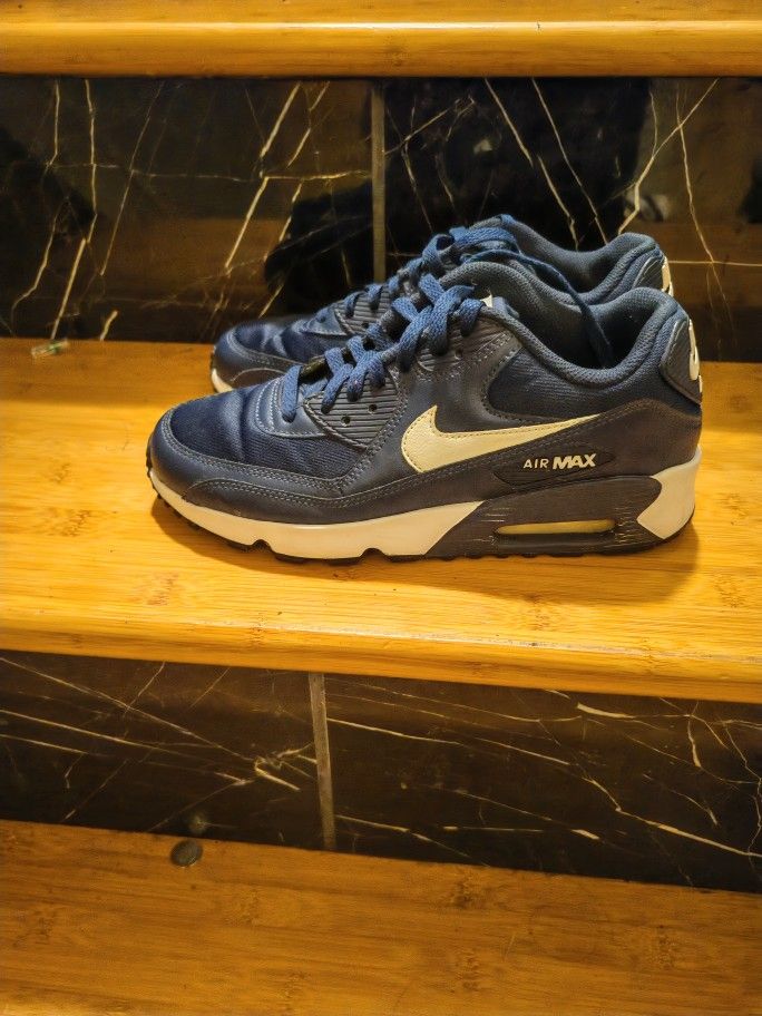 Nike Air Max Size 6.5