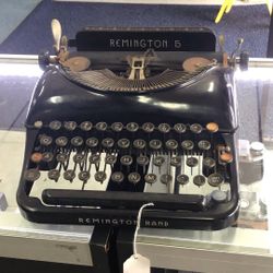 Remington Noiseless  Model. 5 Vintage Antique Display Only Manual Portable Typewriter Gloss Black  💵  CASH ONLY 💵 for display only