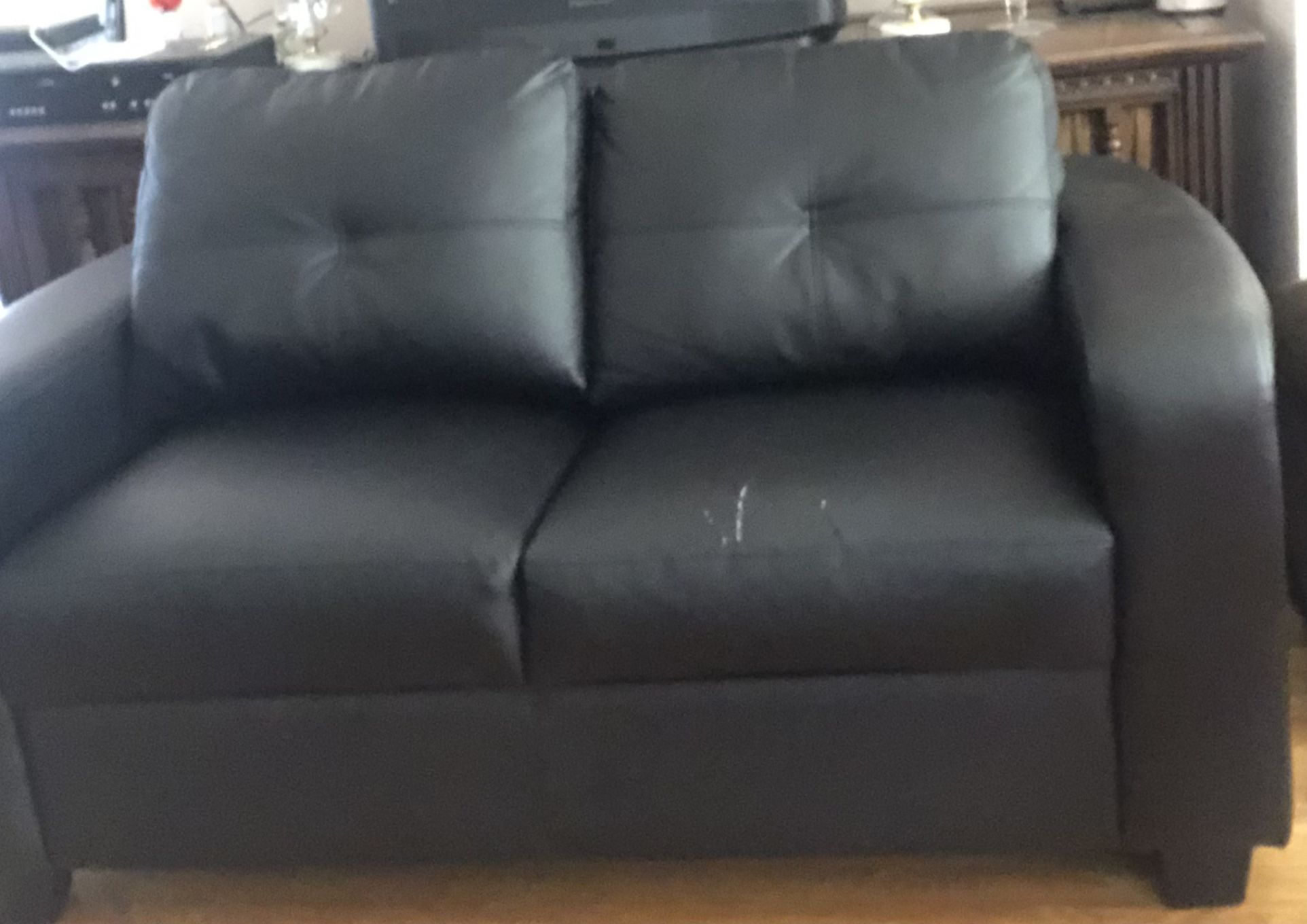 LOVESEAT