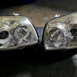 Toyota 4runner OEM headlights (4th Gen)