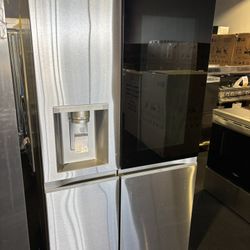 All Sizes Available On All Refrigerators ‼️