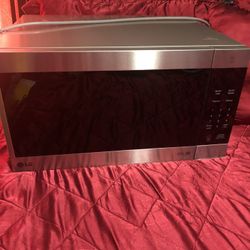 LG Microwave 