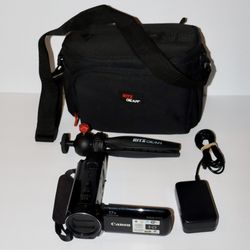 Canon Vixia HF R72 32GB HD Camcorder Bundle