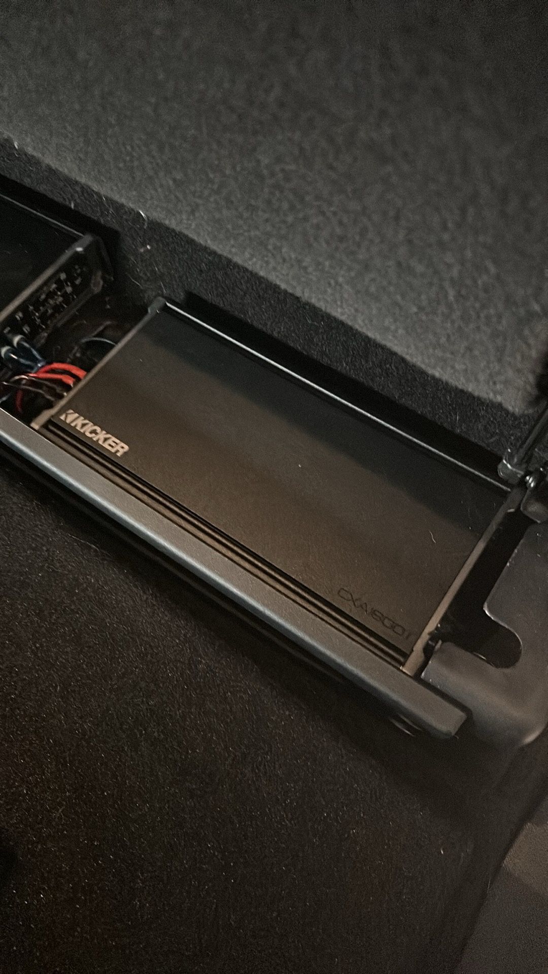 Kicker 1800.1 For a JL Amp?