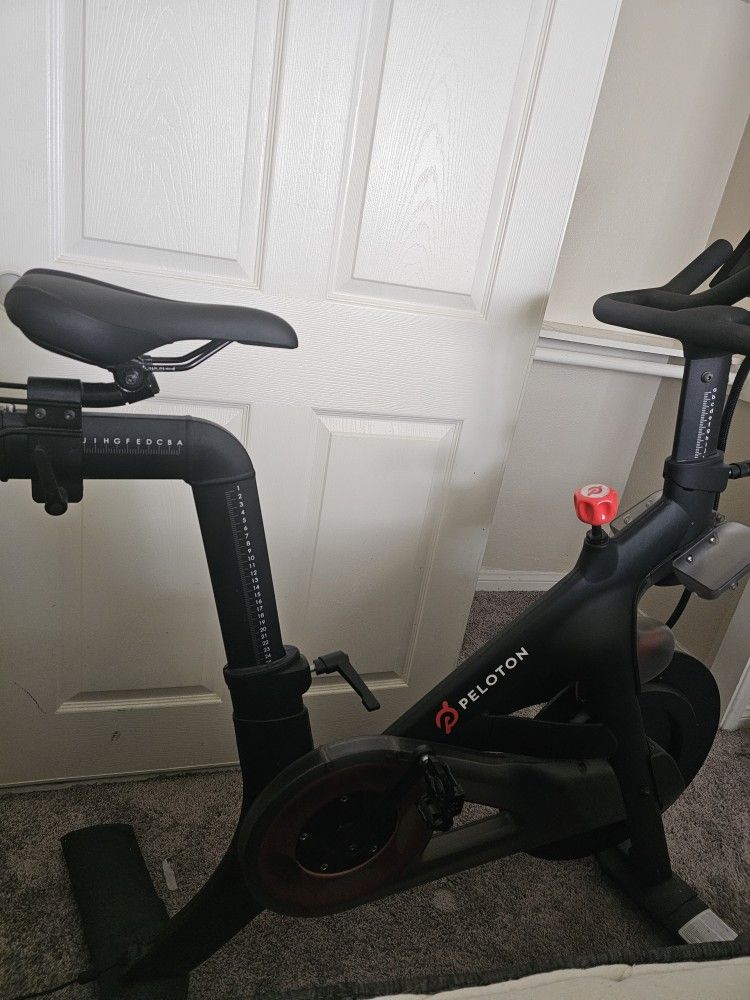 Brand New Peloton Exercise Bike