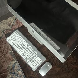FREE IMAC. Pretty Old But Works Great. 