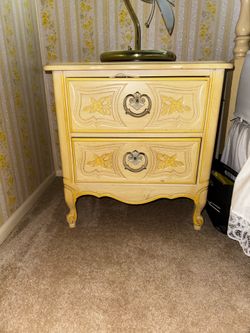 Vintage 1970s French Provincial Yellow 2-Drawer Nightstand
