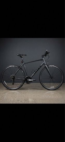 Giant Escape 3 Hybrid Road Bike Size Large