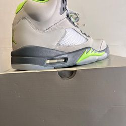 AIR JORDAN'S RETRO 5 GREEN BEAN