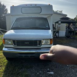2007 Ford E350