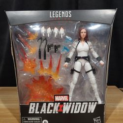 Black Widow Marvel Legends Deluxe Figure Set