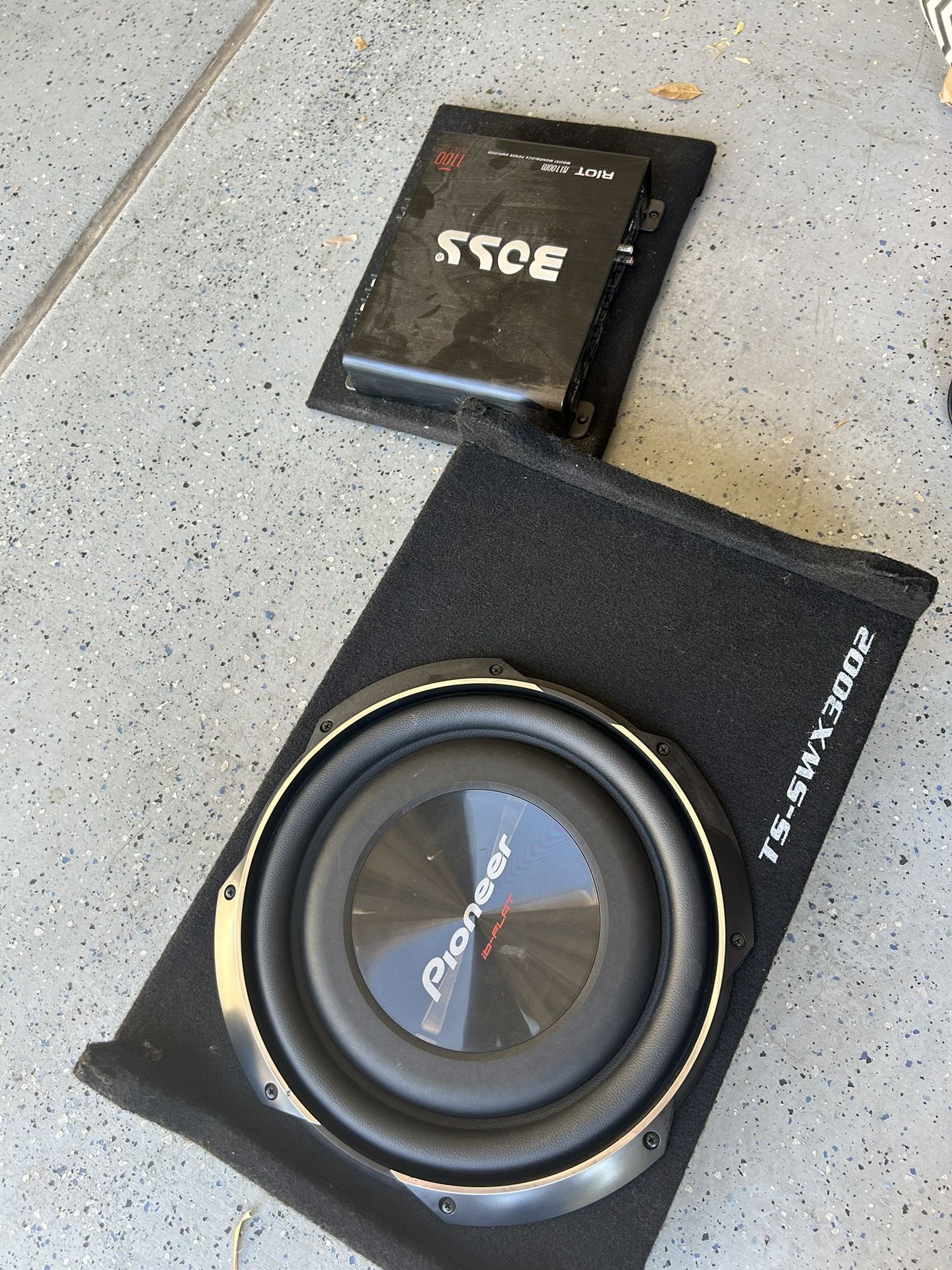 Pioneer Sub with BOSS amp