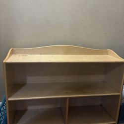 Small shelf 