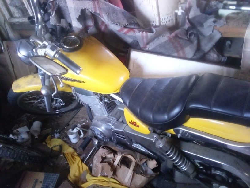 Suzuki LS 650 Savage