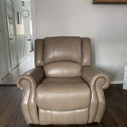 Recliner 