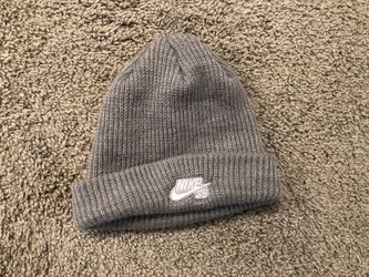 Nike sub Skullie