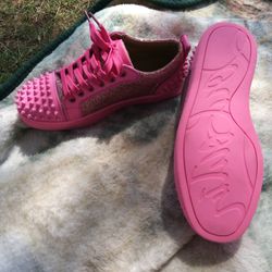 Pink shoes 