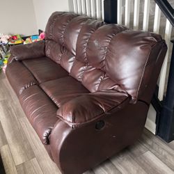 Power Recliner !! Couch 
