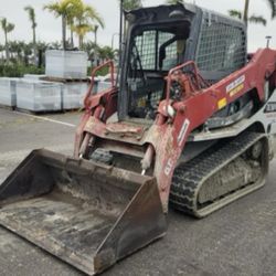 Takeuchi TL10v2-CR Track Skid Steer