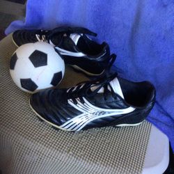Diadora Youth Soccer Cleats Size 4