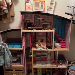 Barbie House 