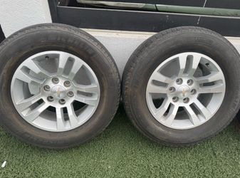2015-2020 CHEVROLET SUBURBAN TAHOE WHEEL RIM TIRE 18'' 265/65R18 OEM.