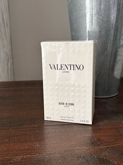 Valentino Uomo Born in Roma