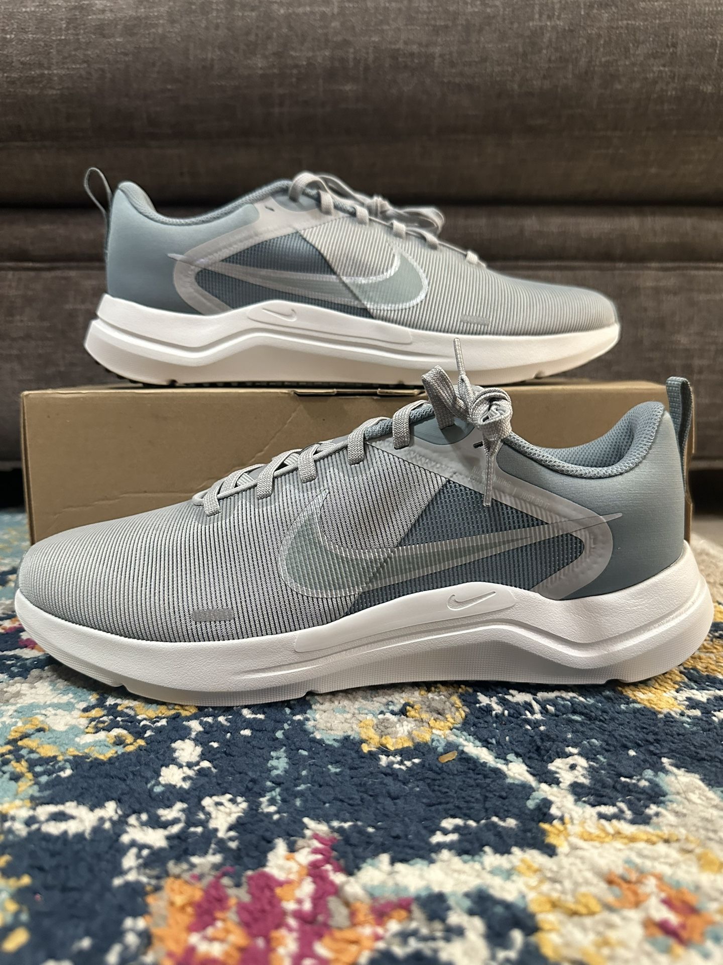 Nike Downshifter 12 “Light Smoke Grey Photon Dust”
