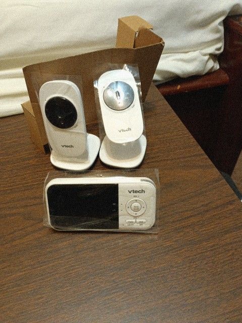 Monitor Baby Vtech 2 Camera And Video Monitor $30