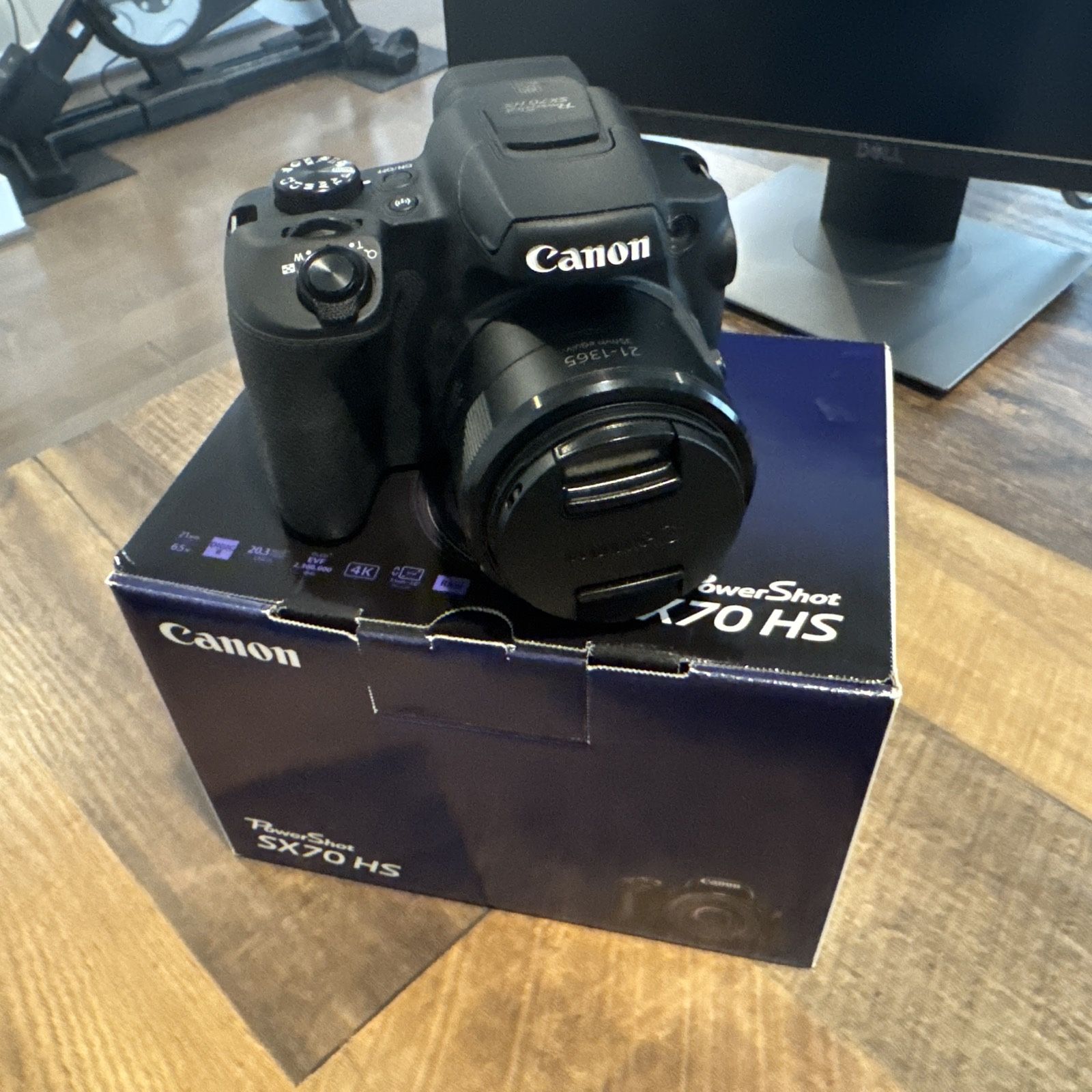 Canon PowerShot SX70 HS Digital Camera Excellent. Everything Included.