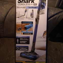 Shark Cordless Pet Pro Multiflex 