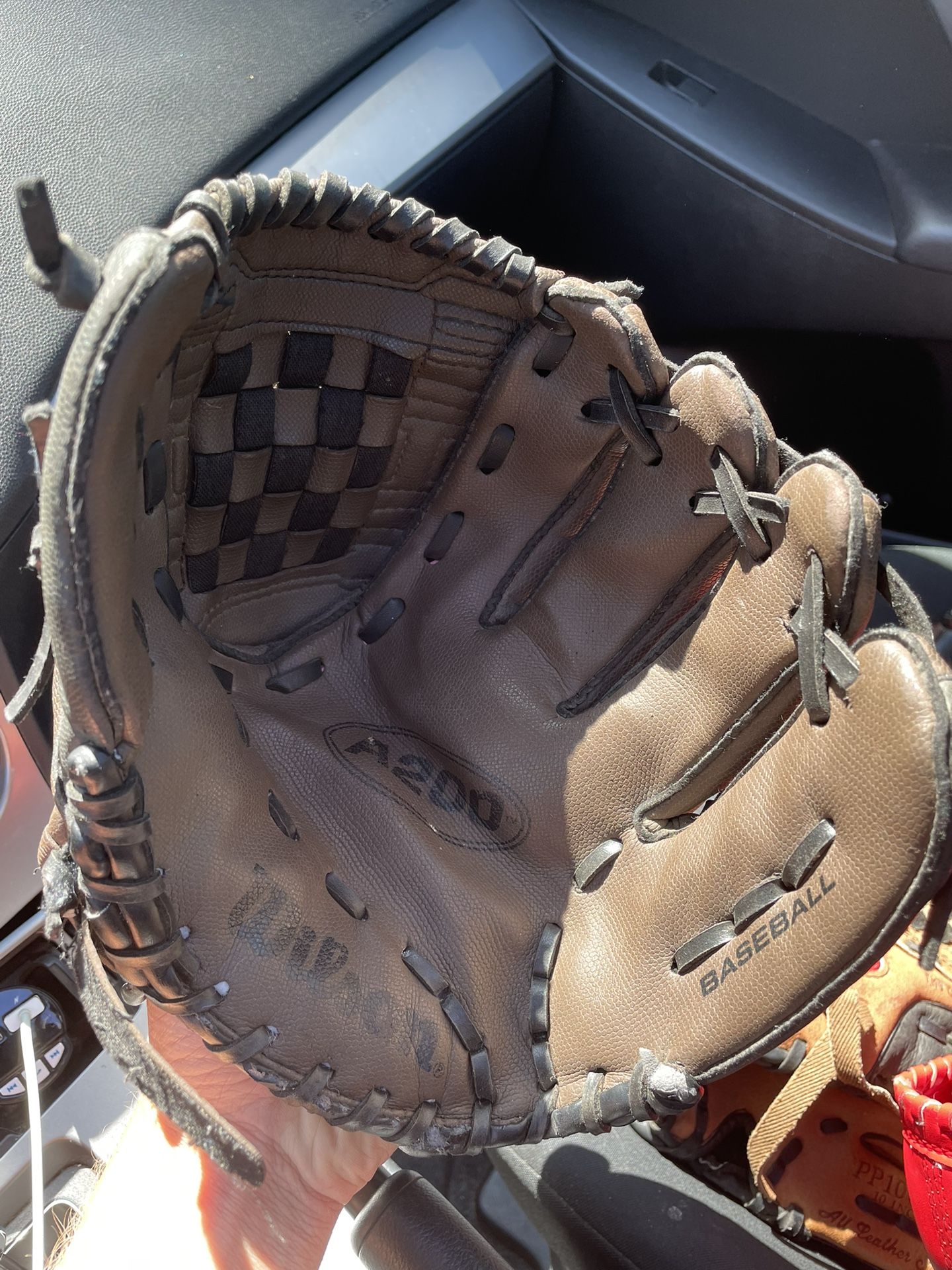 Wilson A200 Baseball Glove (Perfect for Kids)