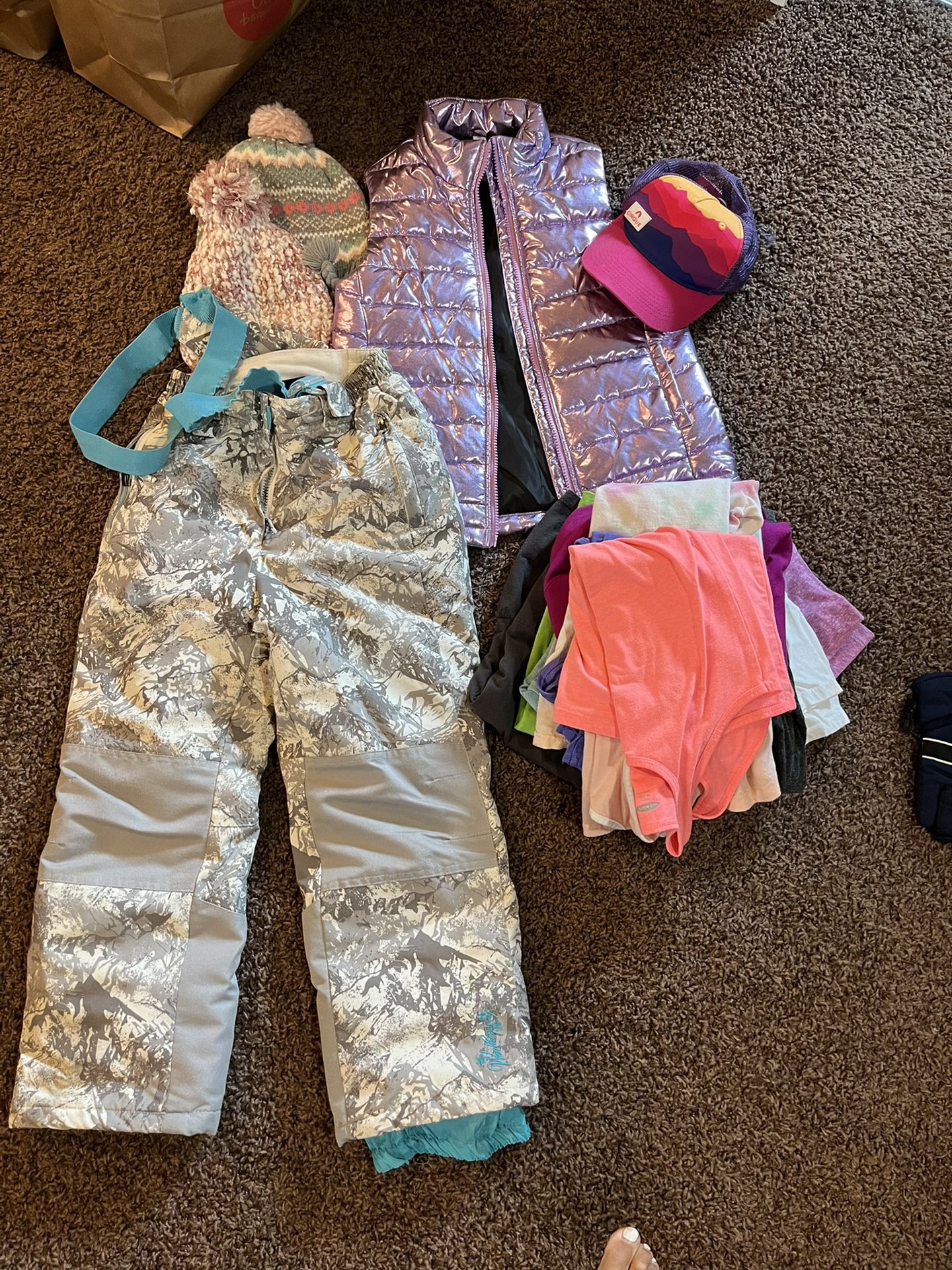 Winter Girls Puffy, Snow Pants, Beanies, Hat And Other 