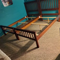 Single Beds 2 Coaster Fine Furniture 