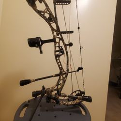 Hoyt Alpha X 30