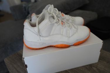 Rare Air Jordan Retro 11 Low (size 9.5 Men’s) Size 11 Women’s