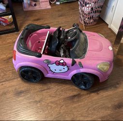 Hello Kitty Car
