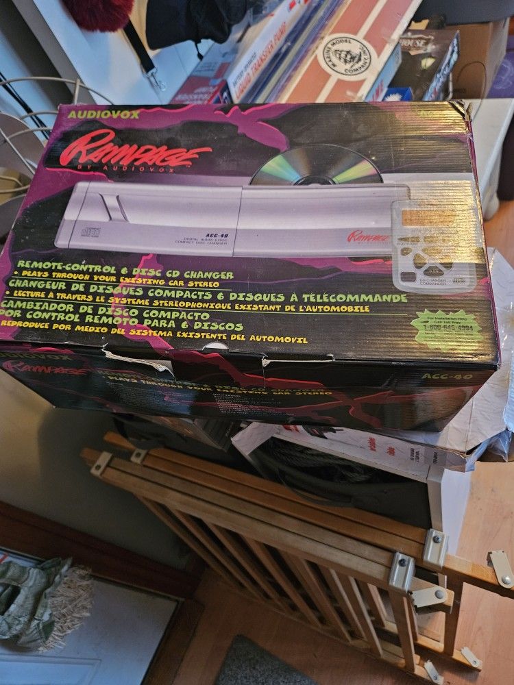 6 Cd Player With Remote New In Box