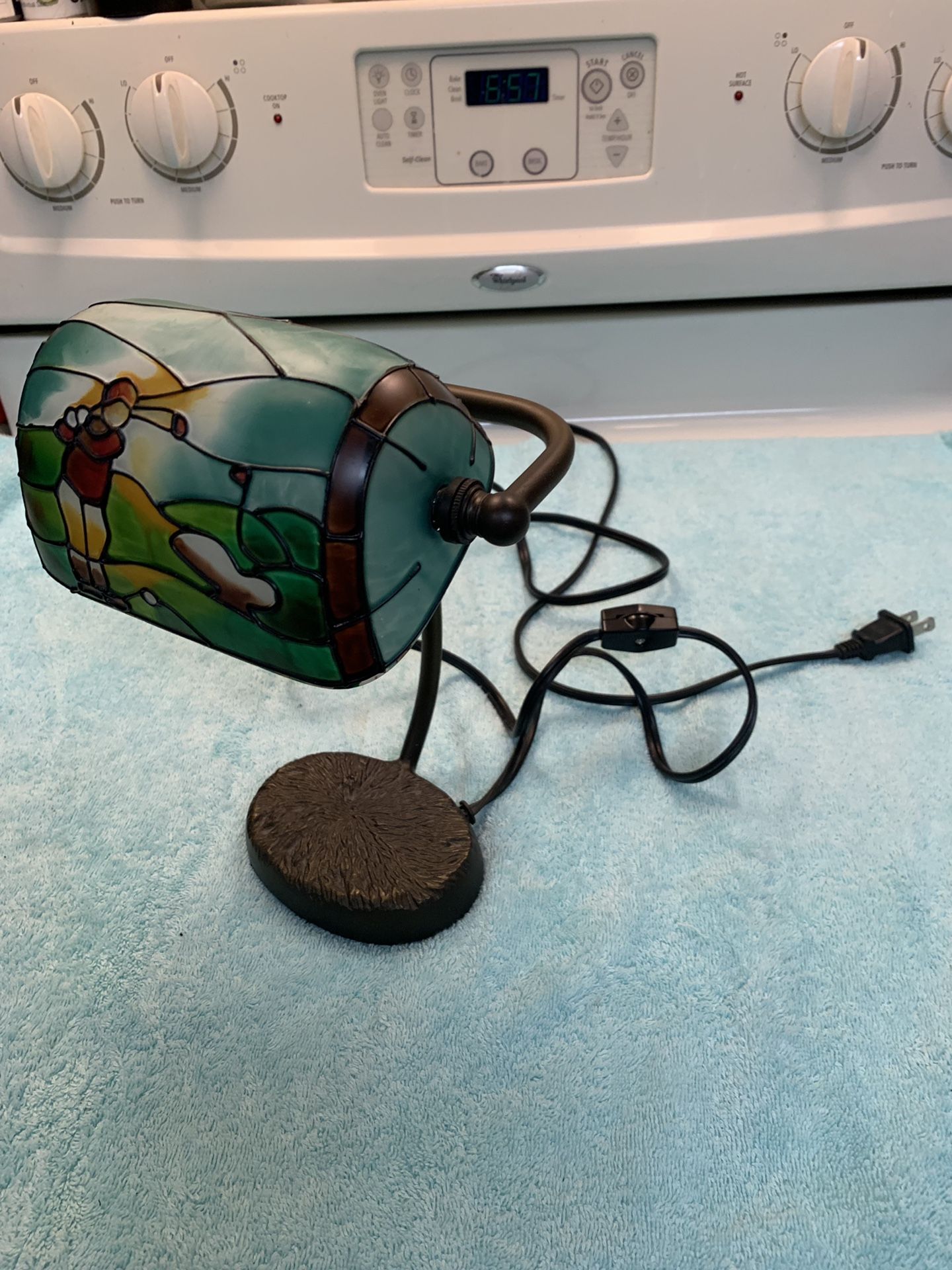 Desk lamp