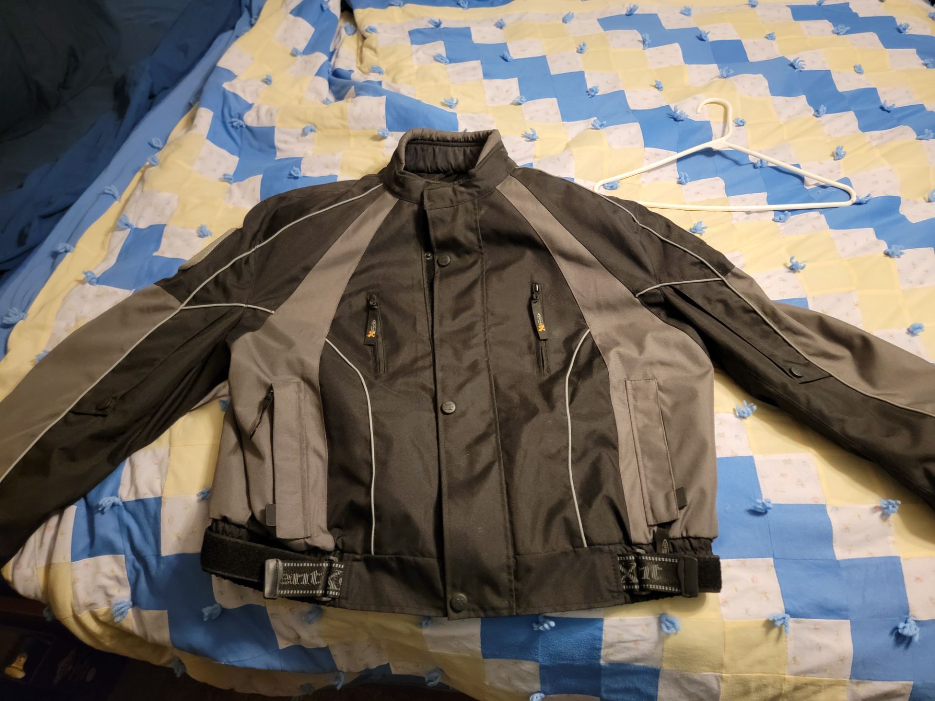 Padded motorcycle jacket