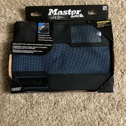 Master Lock Bag 