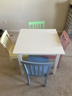 Table With 4 Chairs For Kids