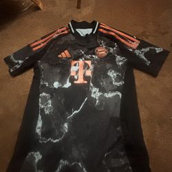 Bayern Munich Adidas Kids Soccer Jersey Size 11-12Y Good Condition