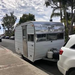 Huge Moving Sale! 1961 Beeline Vintage Camper