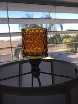 Glass voltage candle holder