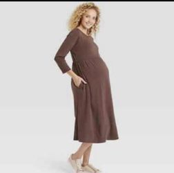 Ingrid & Isabel Maternity dress- Brown- W/. Side Pockets Size XS NEW