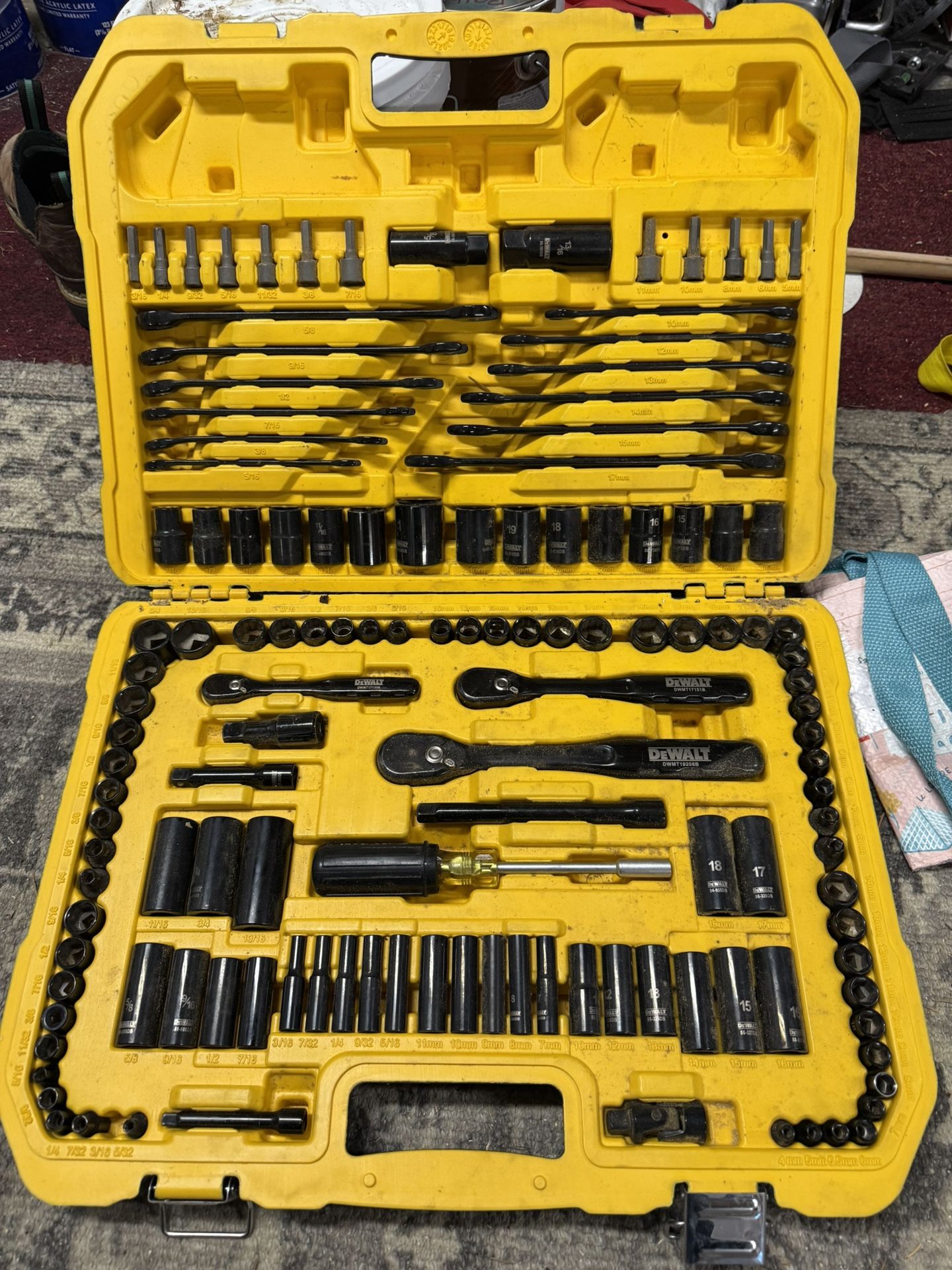 Dewalt Socket Set - 133 Pieces