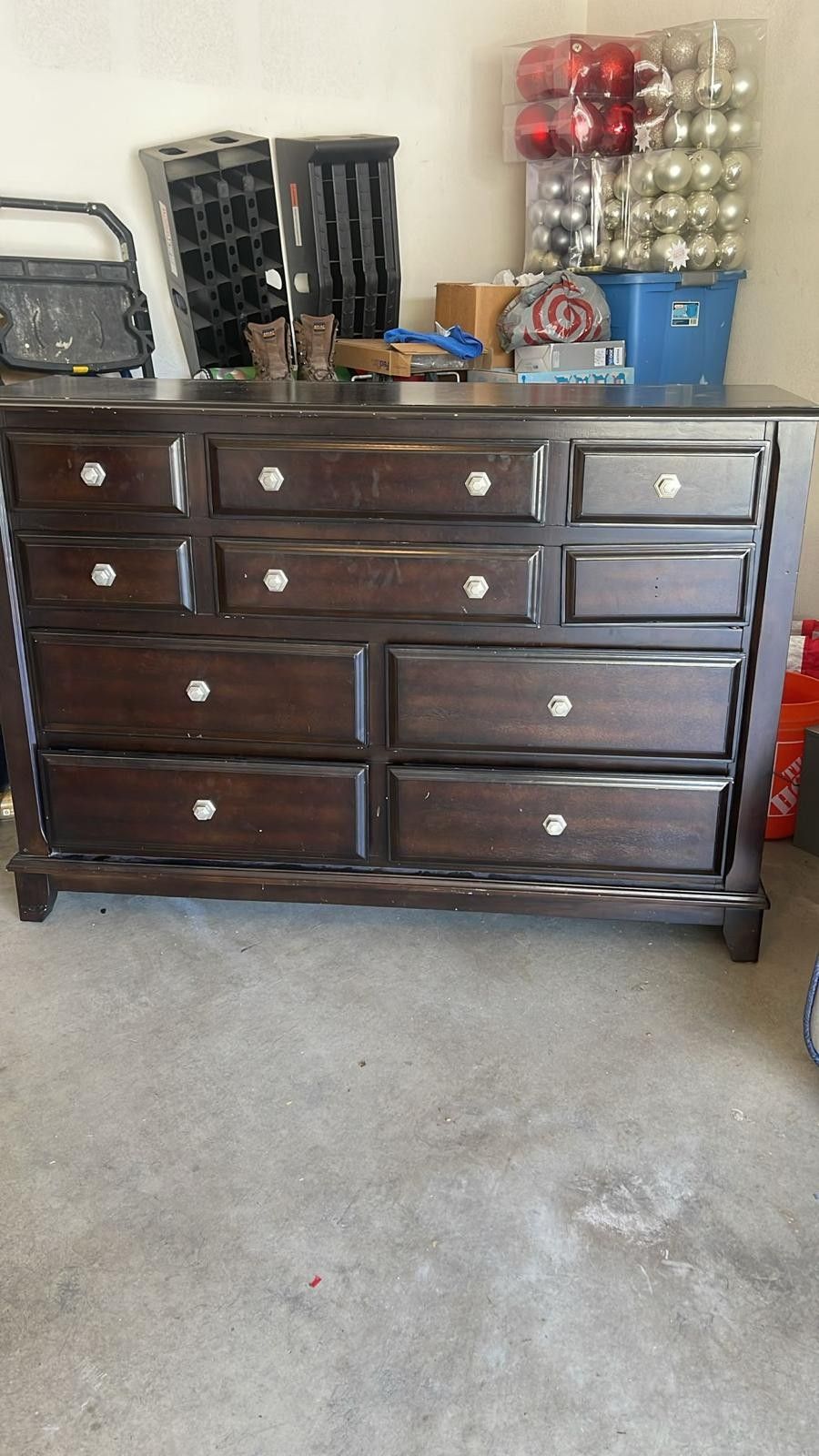 Queen Bed & Dresser With Mirror